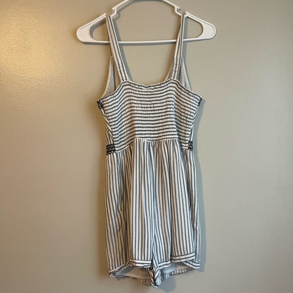 romper! - Picture 3 of 4